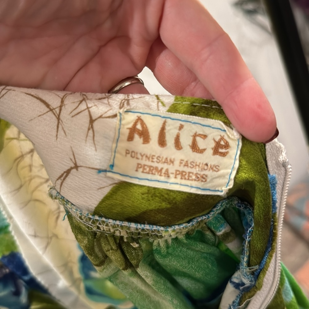 Vintage Alice Polynesian Tiki Dress View 4